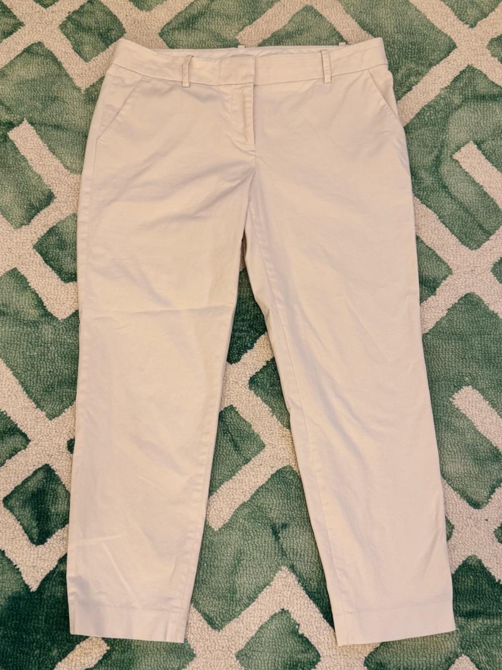J Crew women’s cropped pant, size 6